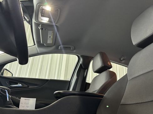 Used 2023 Chevrolet Malibu LT image 12