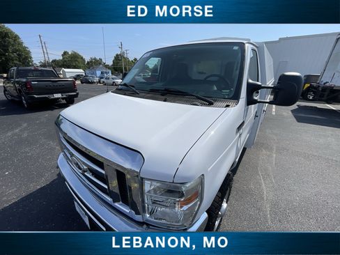Used 2016 Ford E-350 and Econoline 350 Super Duty w/ Power Windows & Locks Group RWD image 17