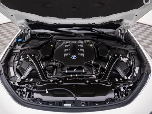 New 2025 BMW 760i xDrive 760i xDrive image 34