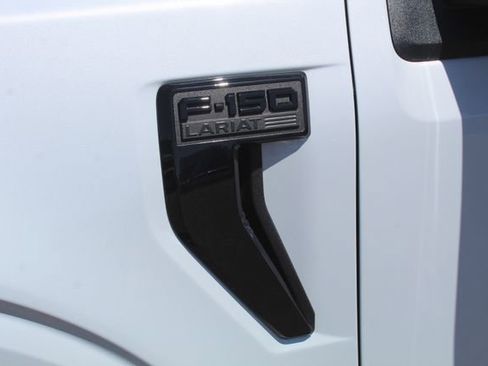 Used 2025 Ford F150 Lariat w/ Equipment Group 501A Mid image 12