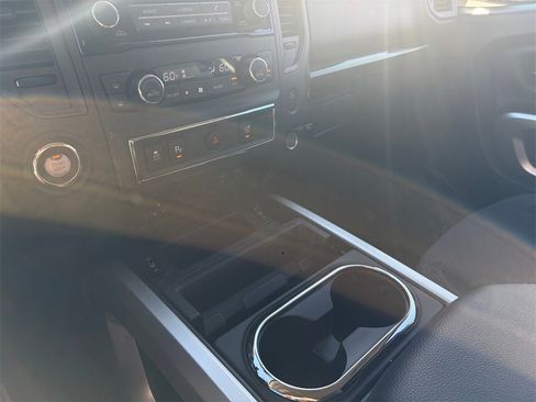 Certified 2024 Nissan Titan SV w/ SV Convenience Package image 17