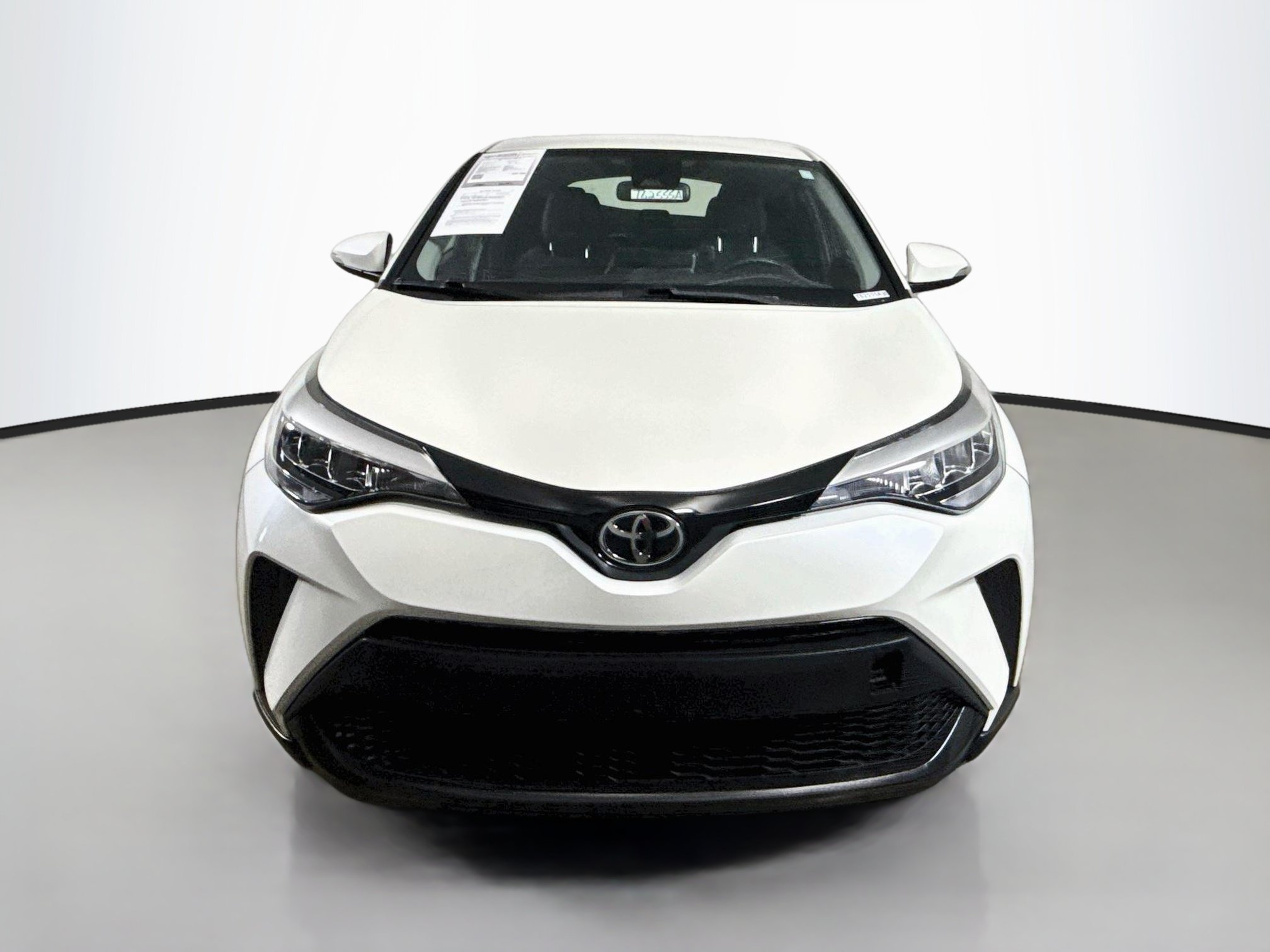 Used 2021 Toyota C-HR LE FWD image 2