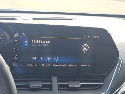 New 2026 Chevrolet Trax RS w/ Driver Confidence Package image 19