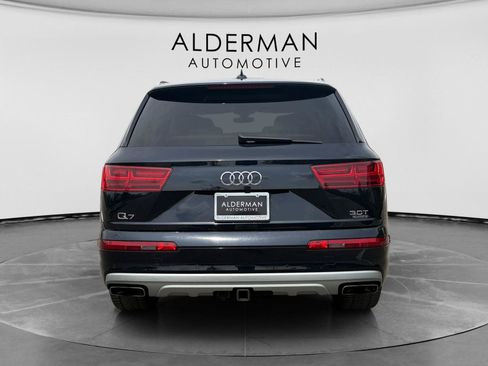 Used 2018 Audi Q7 3.0T Prestige AWD/4WD image 4