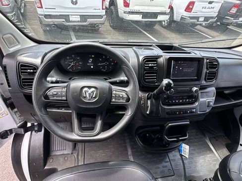 Used 2025 RAM ProMaster 2500 w/ Convenience Group FWD image 11