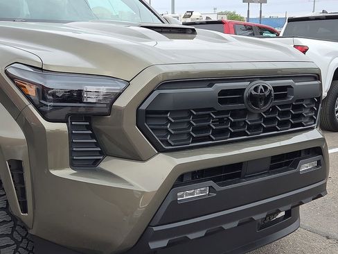 New 2026 Toyota Tacoma TRD Sport image 7