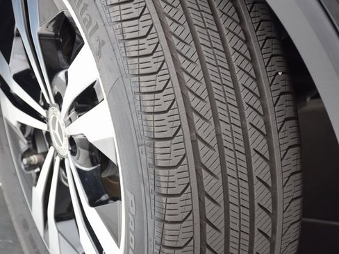 Certified 2025 Mercedes-Benz GLA 250 image 29