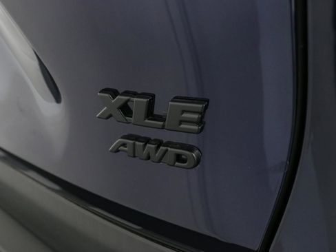 Used 2023 Toyota RAV4 XLE w/ Convenience Package AWD/4WD image 11