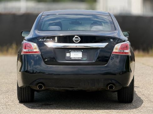 Used 2015 Nissan Altima 2.5 S w/ Power Driver Seat Package FWD image 4