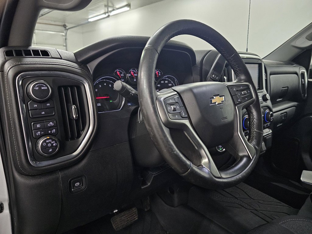 Used 2019 Chevrolet Silverado 2500 W/T AWD/4WD image 14