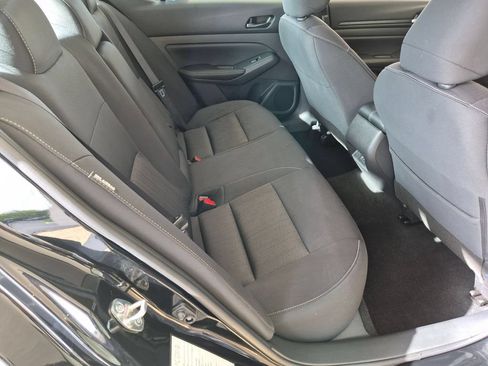 Used 2025 Nissan Altima 2.5 SV FWD image 28