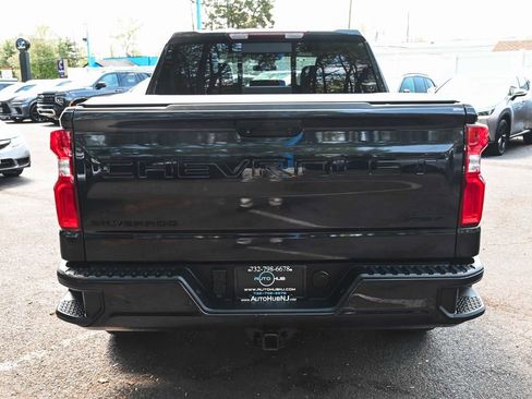Used 2023 Chevrolet Silverado 1500 RST w/ Convenience Package II AWD/4WD image 5