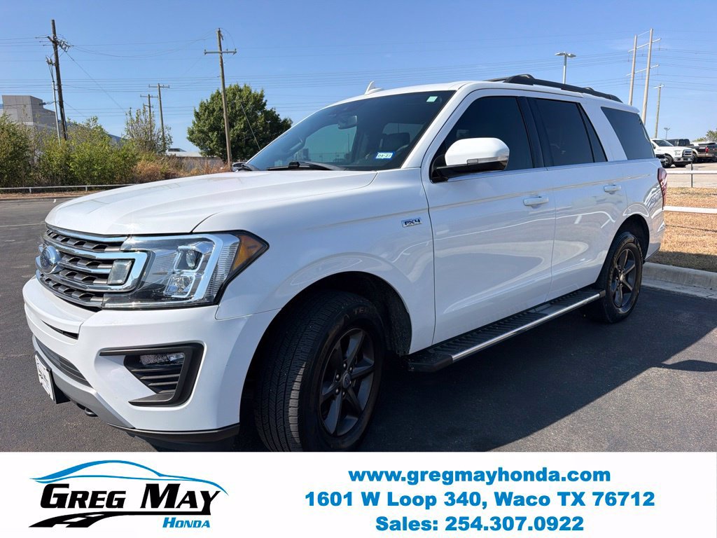 Used 2018 Ford Expedition XLT w/ Equipment Group 202A AWD/4WD image 8