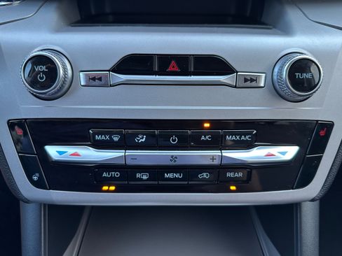 Used 2023 Ford Explorer XLT w/ Equipment Group 202A image 17