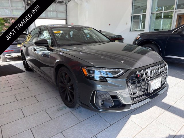 Used 2023 Audi S8 w/ S8 Executive Package AWD/4WD image 5