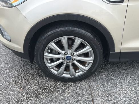 Certified 2018 Ford Escape Titanium w/ Ford Safe & Smart Package FWD image 9