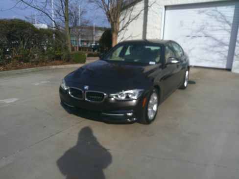 Used 2016 BMW 328i Sedan image 6