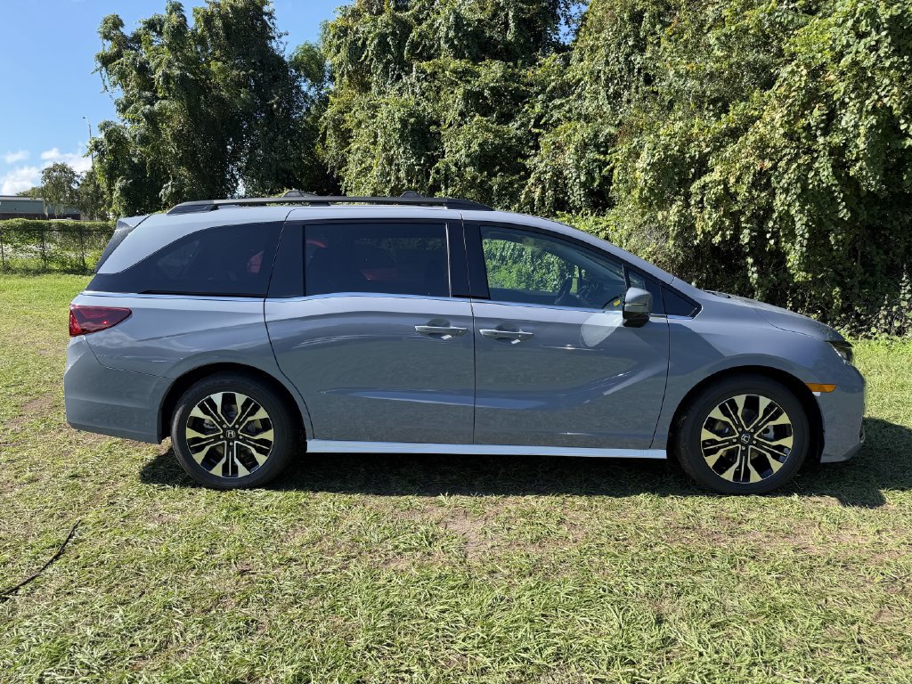 New 2027 Honda Odyssey Elite image 3