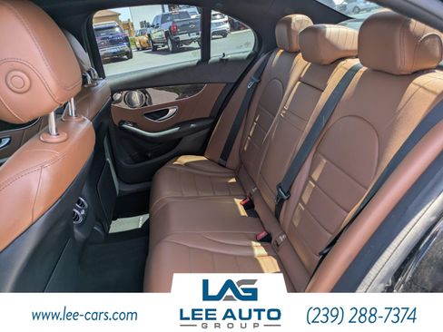 Used 2019 Mercedes-Benz C 300 Sedan image 11