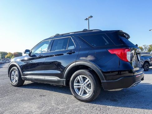 Used 2023 Ford Explorer XLT w/ Equipment Group 202A image 13