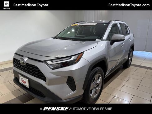 Certified 2025 Toyota RAV4 XLE AWD/4WD image 1