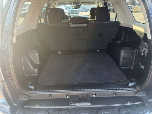 Used 2024 Toyota 4Runner SR5 image 23