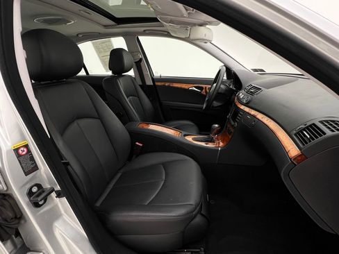 Used 2008 Mercedes-Benz E 350 4MATIC Sedan image 15