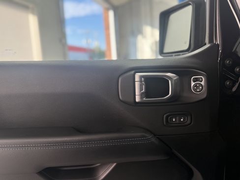 Used 2021 Jeep Wrangler Unlimited Rubicon 4xe w/ Steel Bumper Group image 11