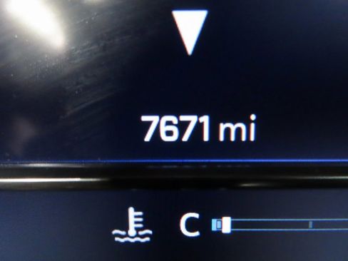 Used 2025 Chevrolet Silverado 2500 LTZ w/ Trail Boss Package image 12