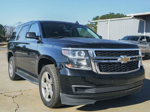 Used 2017 Chevrolet Tahoe LT image 34