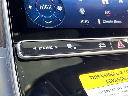 New 2026 Mercedes-Benz GLC 300 4MATIC image 32