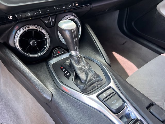 Used 2022 Chevrolet Camaro LT RWD image 30