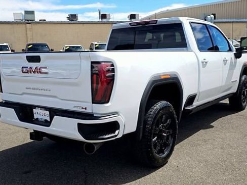 New 2026 GMC Sierra 3500 AT4 w/ AT4 Premium Plus Package AWD/4WD image 8