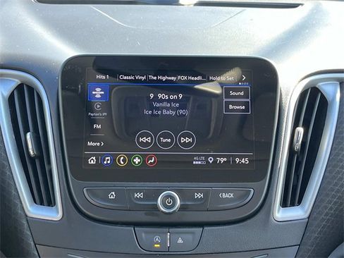 Used 2024 Chevrolet Malibu LT image 14