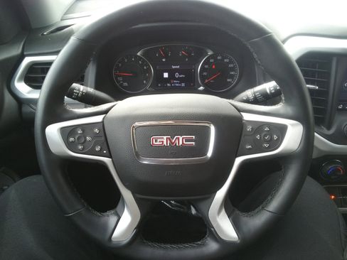 Used 2023 GMC Acadia SLT w/ Elevation Edition image 16