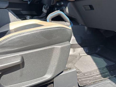 Used 2023 Ford Bronco Wildtrak AWD/4WD image 24