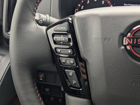 Used 2026 Nissan Frontier PRO-4X w/ Tow Package AWD/4WD image 26