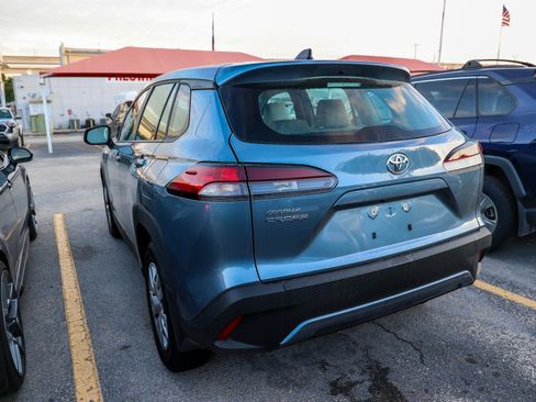 Used 2026 Toyota Corolla Cross L image 9