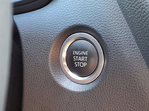 Used 2024 Toyota Corolla SE FWD image 10
