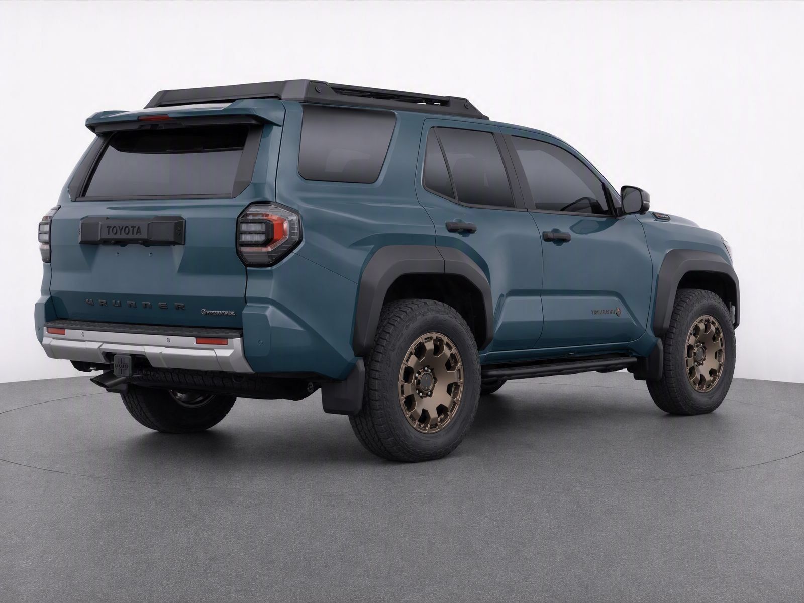 Used 2025 Toyota 4Runner Trailhunter AWD/4WD image 8