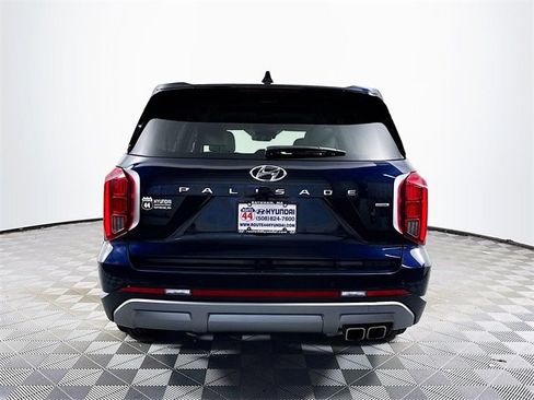 Used 2025 Hyundai Palisade Limited image 7