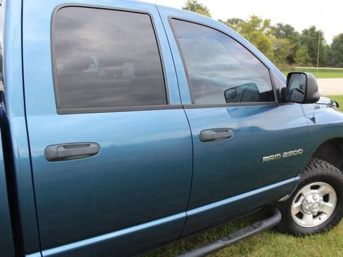 Used 2003 Dodge Ram 2500 Truck SLT image 6