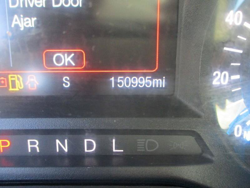 Used 2018 Ford Fusion SE FWD image 13