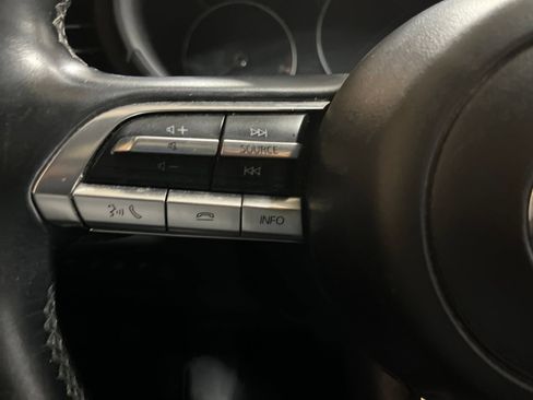 Used 2021 MAZDA CX-30 AWD 2.5 S w/ Premium Package image 22