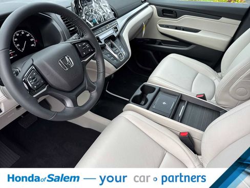 New 2026 Honda Odyssey EX-L image 11