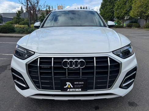 Used 2023 Audi Q5 2.0T Premium Plus w/ Premium Plus Package AWD/4WD image 3