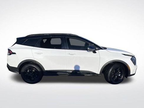 Certified 2025 Kia Sportage X-Pro image 2