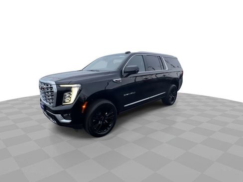 New 2026 GMC Yukon XL Denali w/ Sun & Power Step Package image 7