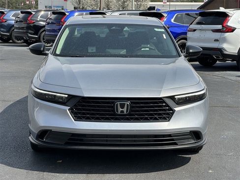New 2025 Honda Accord SE image 11