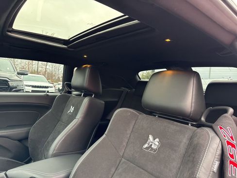 Certified 2023 Dodge Challenger R/T Scat Pack w/ Plus Package image 7